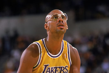 浙江队副总：除米特里策外，其他外援的去留都需再三权衡（浙江队副总：米特里策不在讨论之列，其他外援去留需慎重权衡）