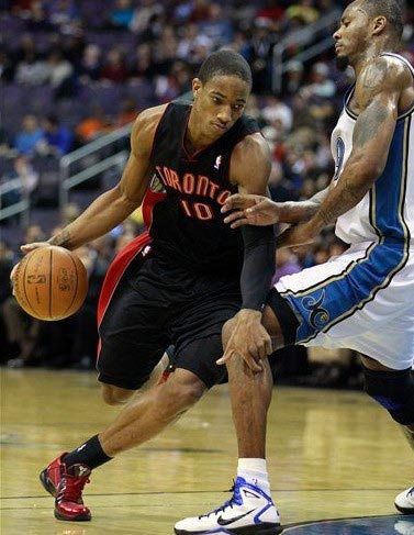 雷迪克：东契奇有时打得极度出色且很专注，但有时也不够投入（雷迪克评东契奇：有时发挥惊艳且高度专注，有时却显得投入不够）