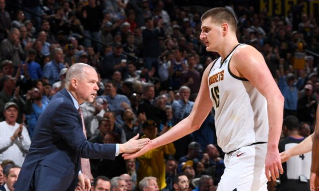 世联赛：日本女排升第3，中国女排跌至第7，意大利豪取十连胜（排球世联赛：日本女排升至第三，中国女排降至第七，意大利强势十连胜）