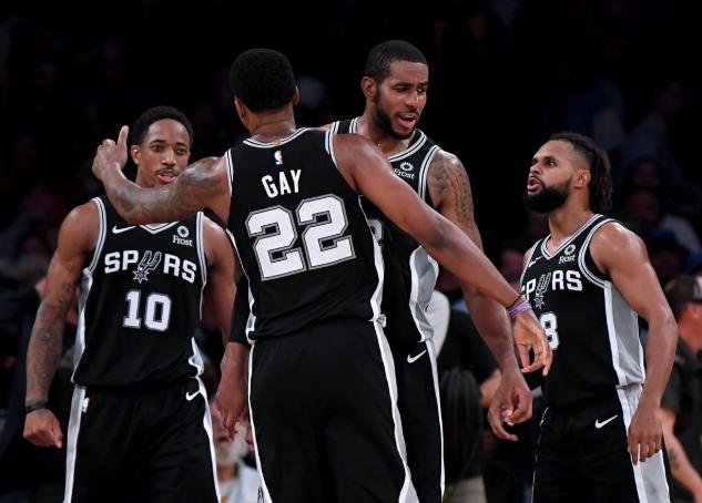 小波特半场17分，带领篮网领先猛龙10分（小波特半场轰下17分，篮网以10分优势暂领先猛龙）