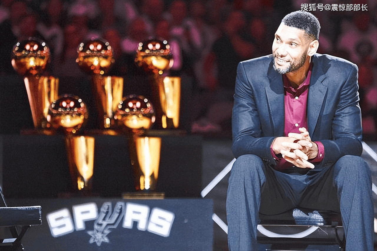 U22国足战韩国首发与负越南相比仅更换门将，王博豪继续出任中锋（U22国足对阵韩国首发仅门将变动，王博豪仍担任中锋）