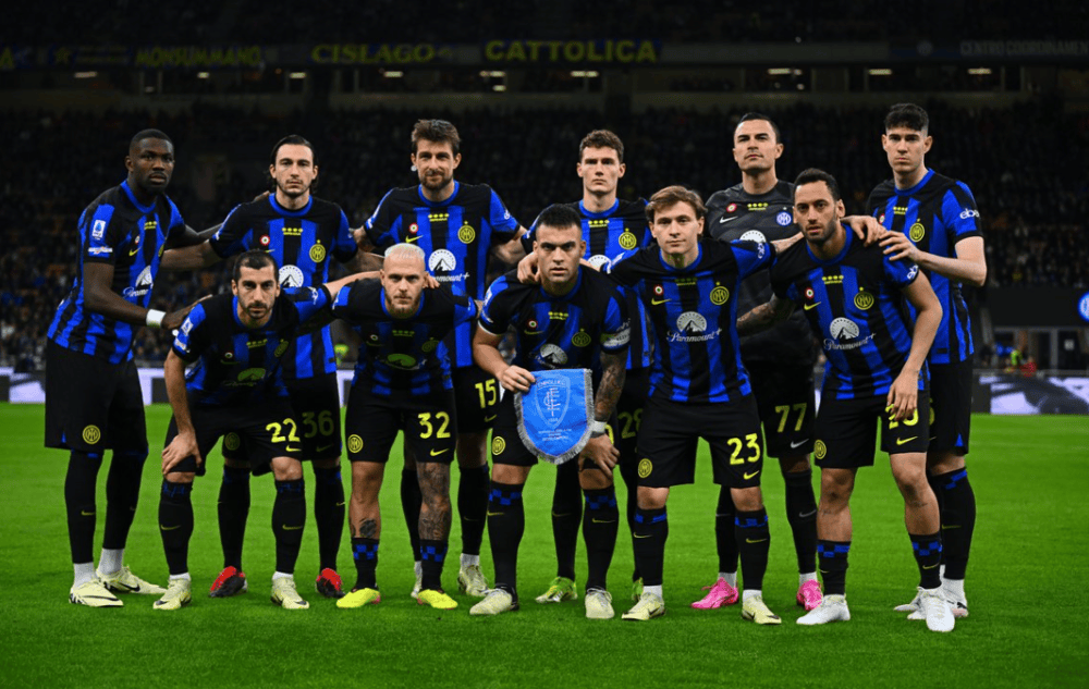 动漫展示欧冠新一轮第一比赛日的结果：（动画图解欧冠新一轮首日赛果）