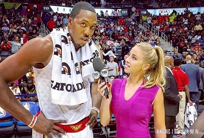 荣耀加身！大连可为夺季军直通中乙，教练球员揽获多个奖项（载誉而归！大连可为摘得季军直升中乙，教练与球员收获多项殊荣）