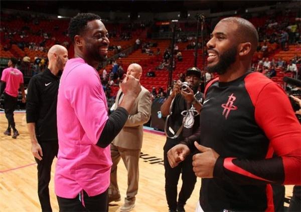 足球周刊：刘若钒曾想回成都却被徐正源拒绝，后获里卡多、穆斯卡特赏识（足球周刊：刘若钒欲回归成都遭徐正源拒绝，后获里卡多与穆斯卡特青睐）