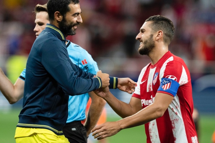 米体：法国电视台取消转播年轻人vs里尔，因前者胸前广告违规（米体：因年轻人队胸前广告违规，法国电视台取消其与里尔之战的转播）