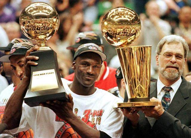 里程碑，巴萨收获队史西甲第1800场胜利（巴萨达成队史西甲第1800胜里程碑）