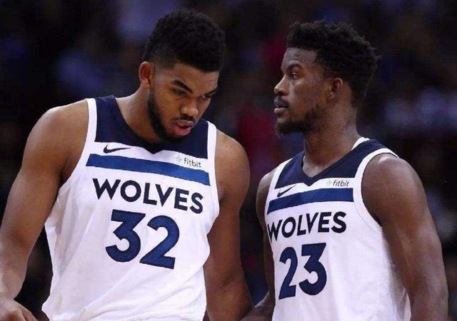 一图流｜罚球线三步拉杆上反篮！文班亚马又迈出人类一大步！（罚球线三步拉杆反篮，文班亚马再度改写人体极限）