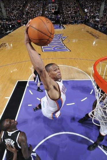 梅里诺玩二选一：佩德里＞维蒂尼亚、厄德高、罗德里（梅里诺做出选择：佩德里力压维蒂尼亚、厄德高与罗德里）