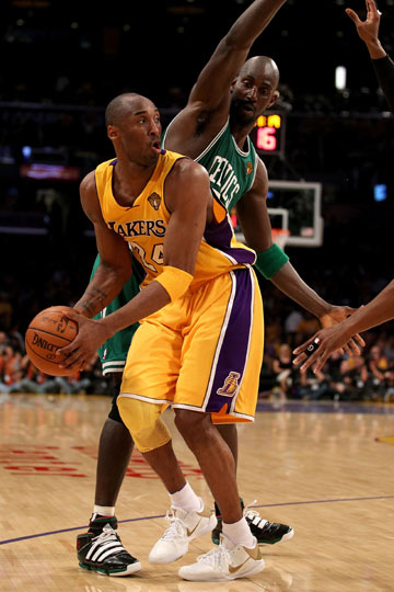 喜讯！谢晖将接受李毅重金邀请出任中超冠军队新帅，值得期待（重磅：谢晖将受李毅高薪相邀执教中超冠军，拭目以待）